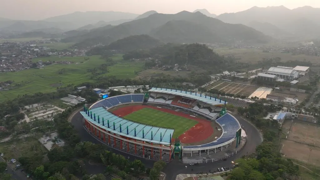 Stadion Si Jalak Harupat